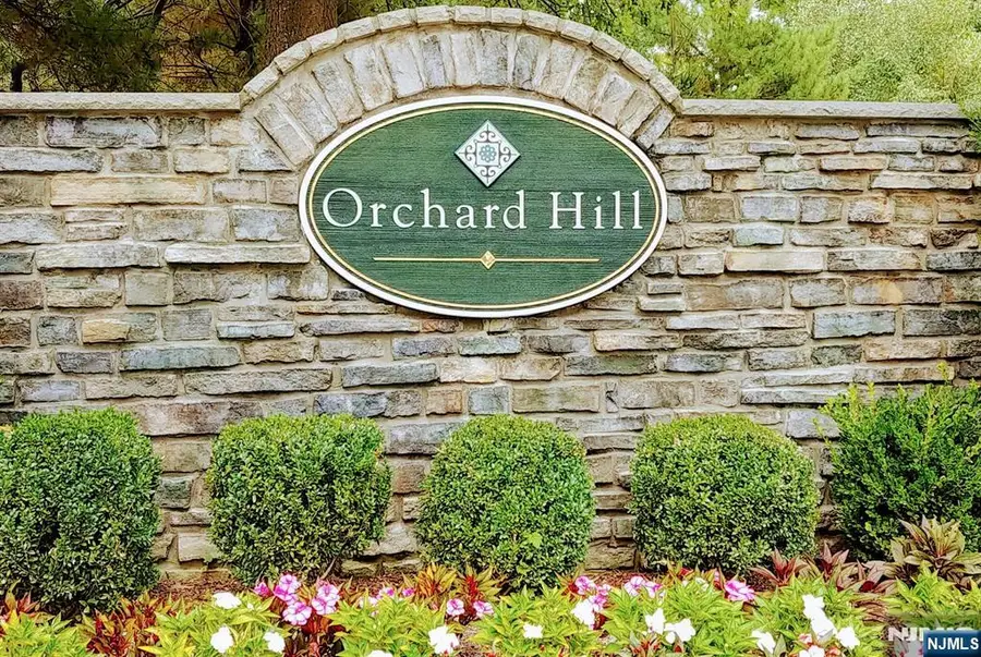 6 Schindler Court, Upper Saddle River, NJ 07458 - #2