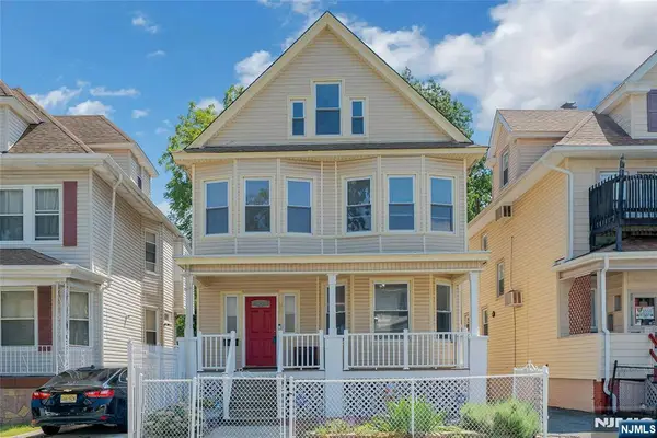 98 22nd Street, East Orange, NJ 07017