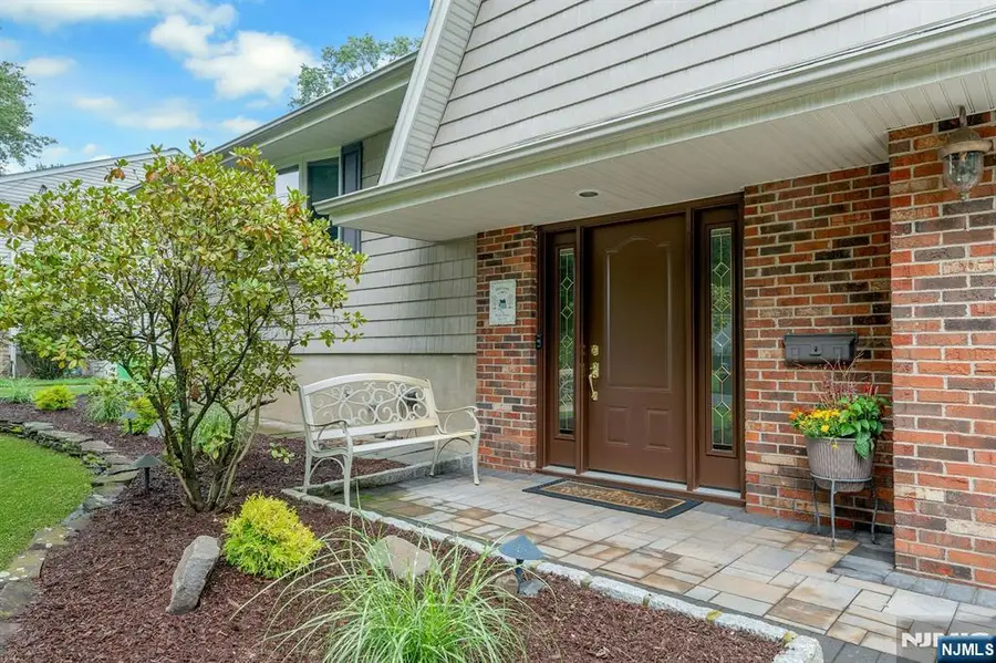 230 Kociemba Drive, River Vale, NJ 07675 - #3