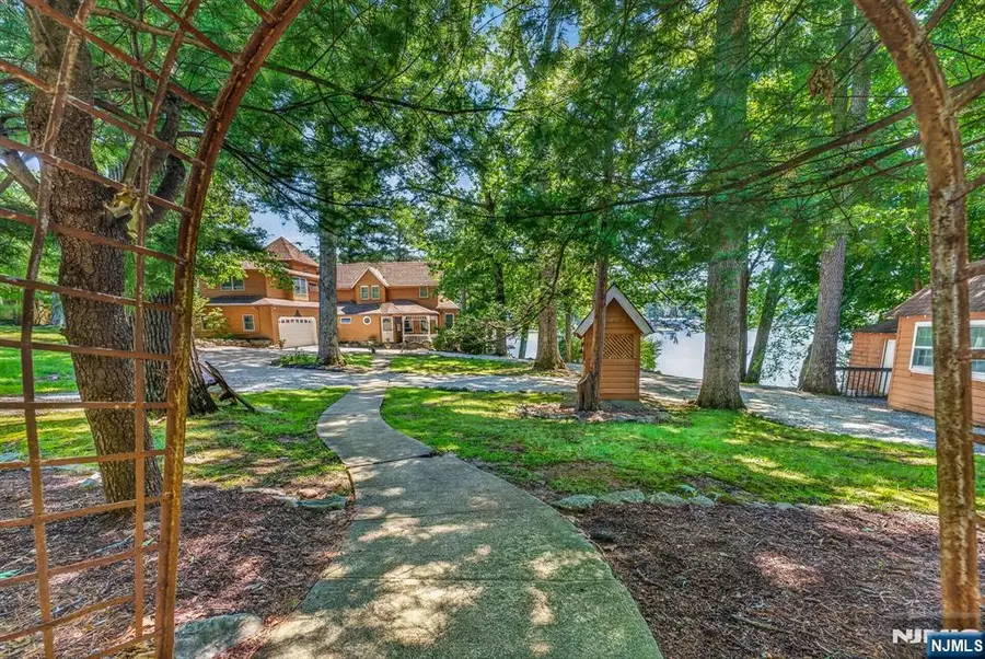 90 Ithanell Road, Hopatcong, NJ 07843 - #2