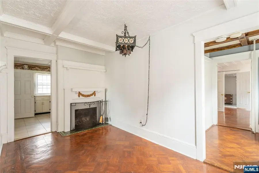 53 Murray Hill Terrace, Bergenfield, NJ 07621 - #3