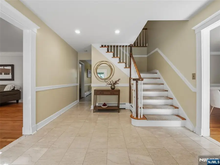 19 Thornhill Drive, Ramsey, NJ 07446 - #2