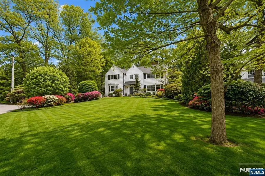 16 N Brae Court, Tenafly, NJ 07670 - #3