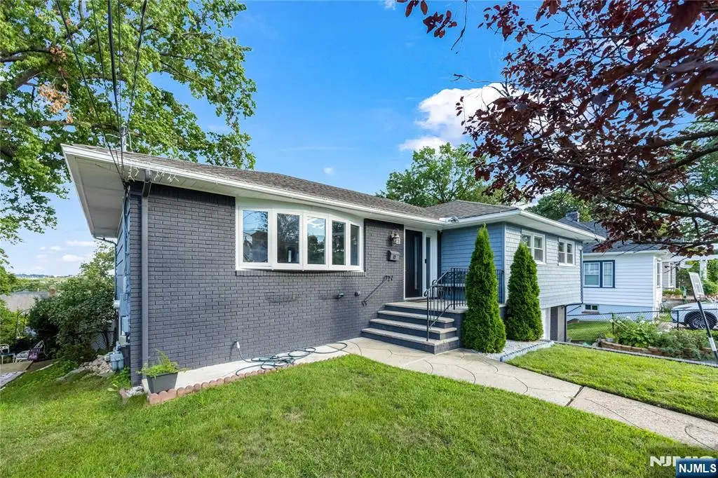 12 Lois Avenue, Clifton, NJ 07014 - #1