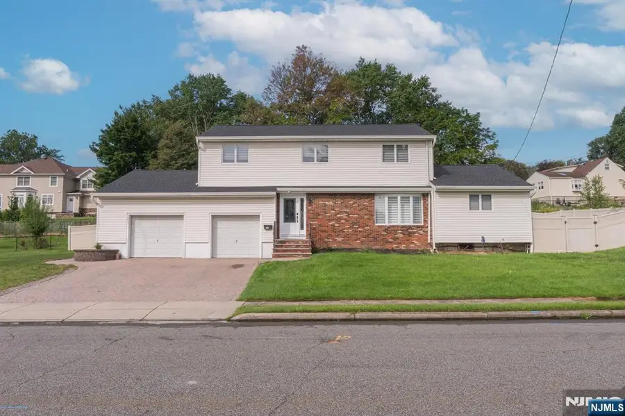 10 Evelyn Terrace, Wayne, NJ 07470 - #2