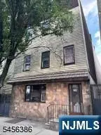 526 Market Street, Newark, NJ 07105