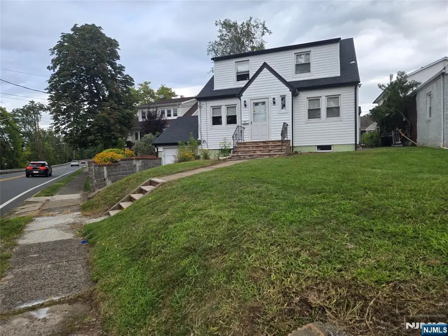 229 River Drive, Elmwood Park, NJ 07407 - #3