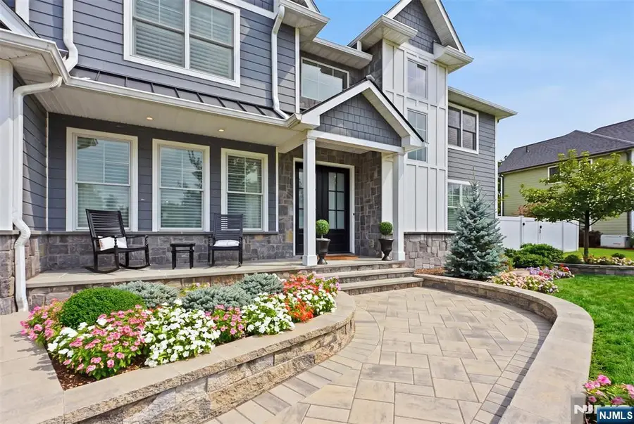 2 Churchill Court, Paramus, NJ 07652 - #2