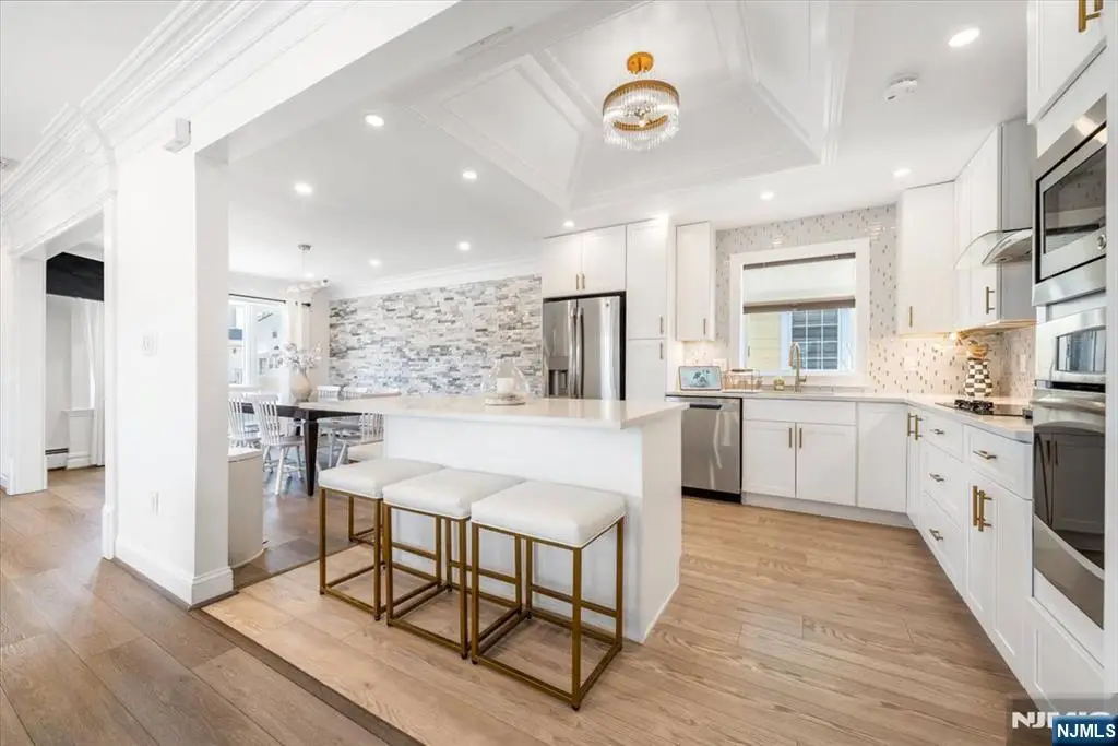 535 Willow Avenue, Lyndhurst, NJ 07071 - #1
