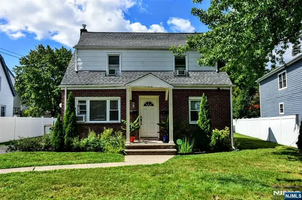 420 S Prospect Avenue, Bergenfield, NJ 07621
