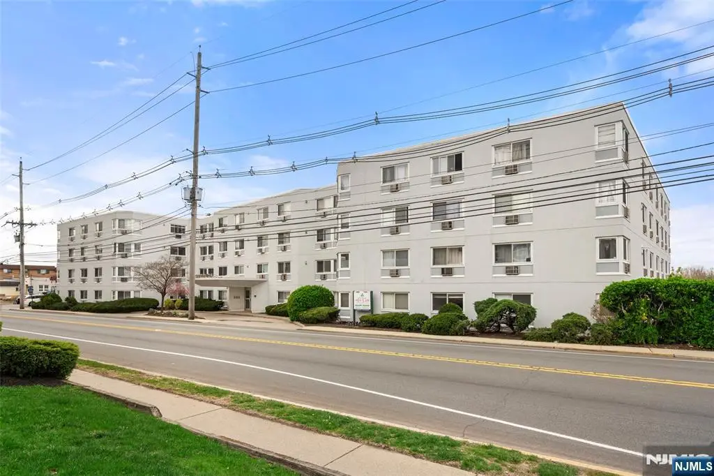 333 Grand Avenue 2M, Palisades Park, NJ 07650 - #1