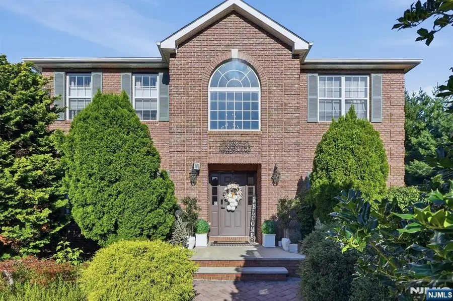 2 Butternut Lane, Monroe, NJ 08831 - #2