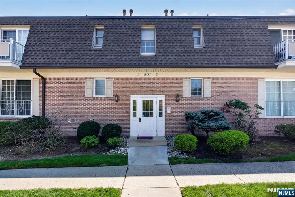 271 Collignon Way 4B, River Vale, NJ 07675 - #1