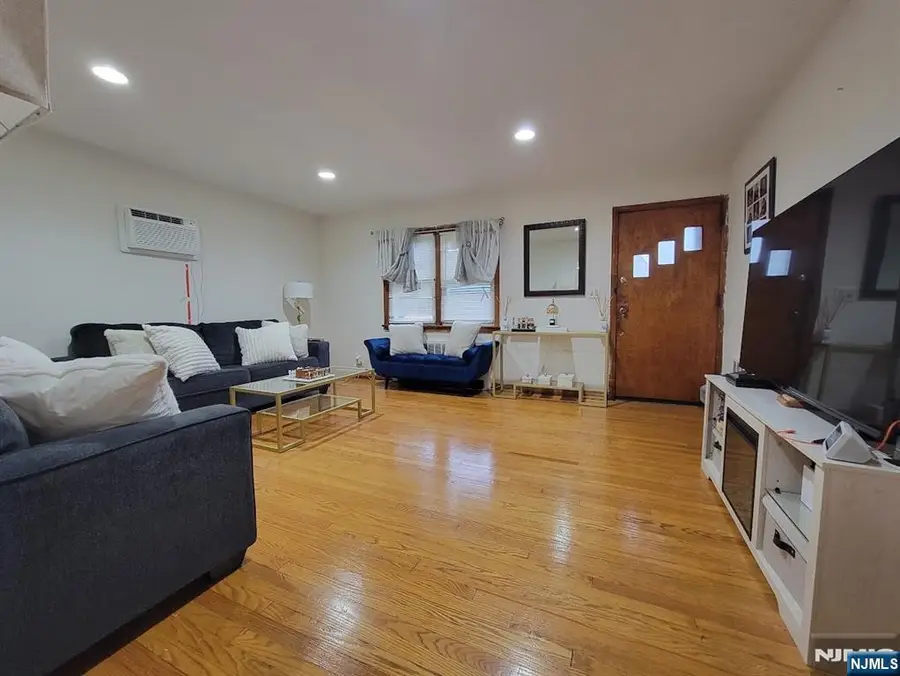 312 Passaic Avenue, Hasbrouck Heights, NJ 07604 - #3