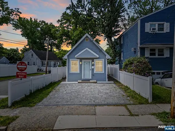 16 W Grove Street, Bogota, NJ 07603