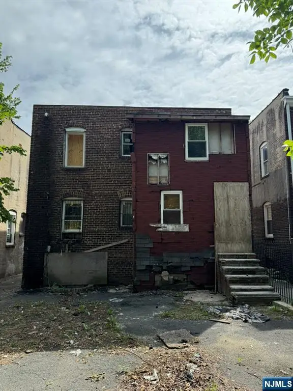 399 15th Street, Newark, NJ 07103 - #3