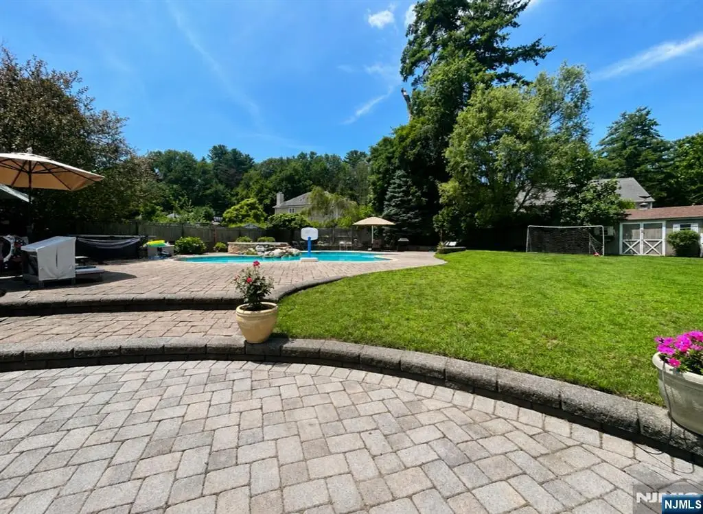 19 Hunterdon Place, West Milford, NJ 07480 - #1