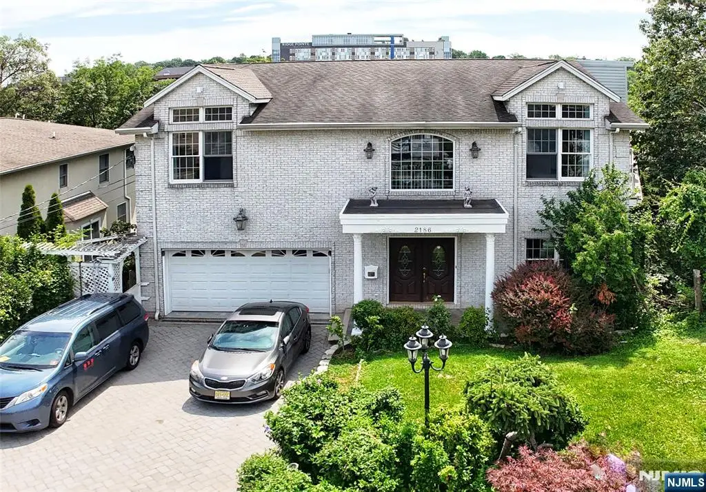 2186 Jones Road, Fort Lee, NJ 07024 - #1