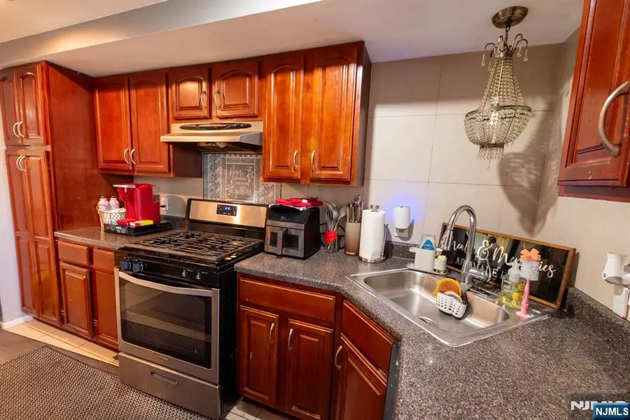 233-12 Nesbit Terrace, Irvington, NJ 07111 - #3