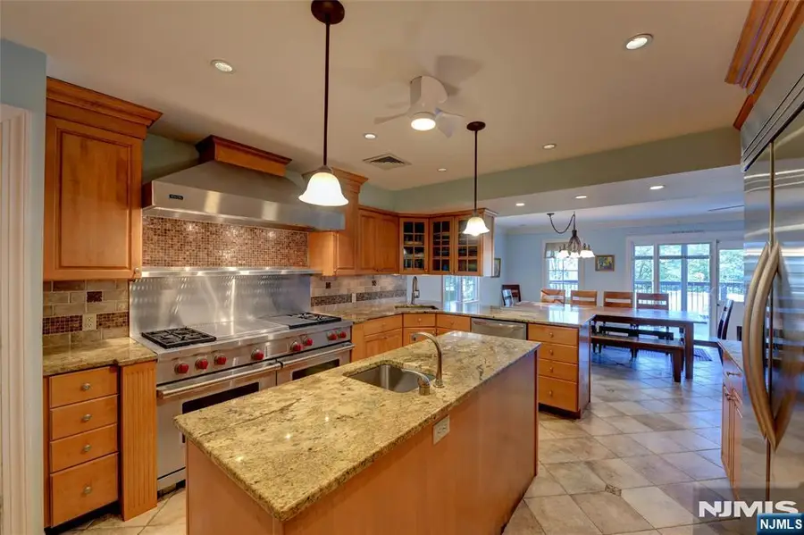 25 Morningside Circle, Little Falls, NJ 07424 - #3