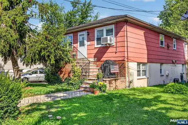176 Meadow Lane, Secaucus, NJ 07094