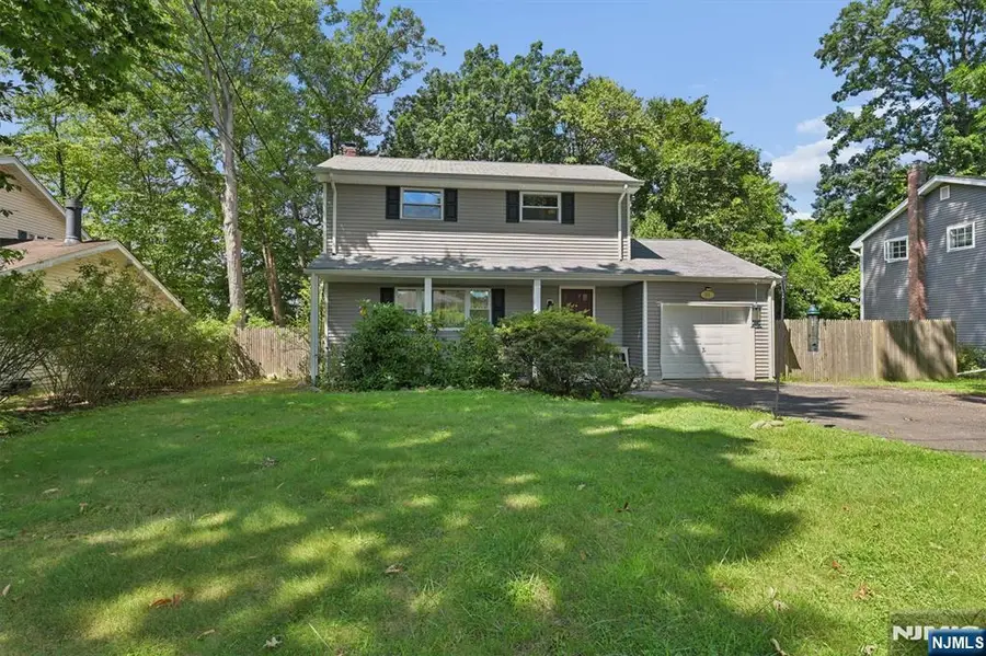 91 Legion Place, Hillsdale, NJ 07642 - #2