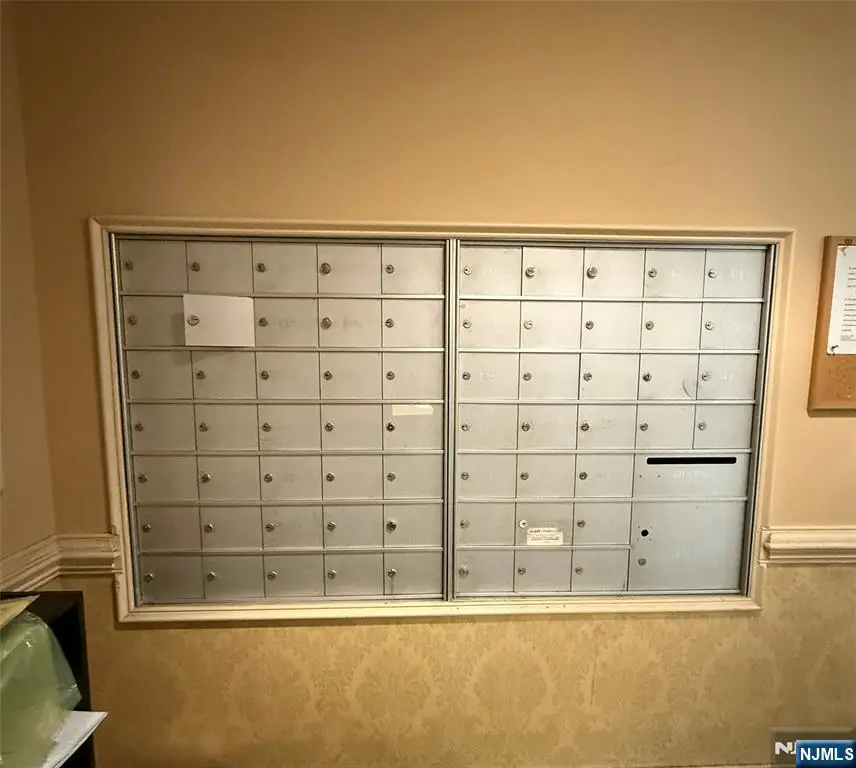 1203 Windsor Park Court 203, Englewood, NJ 07631 - #2