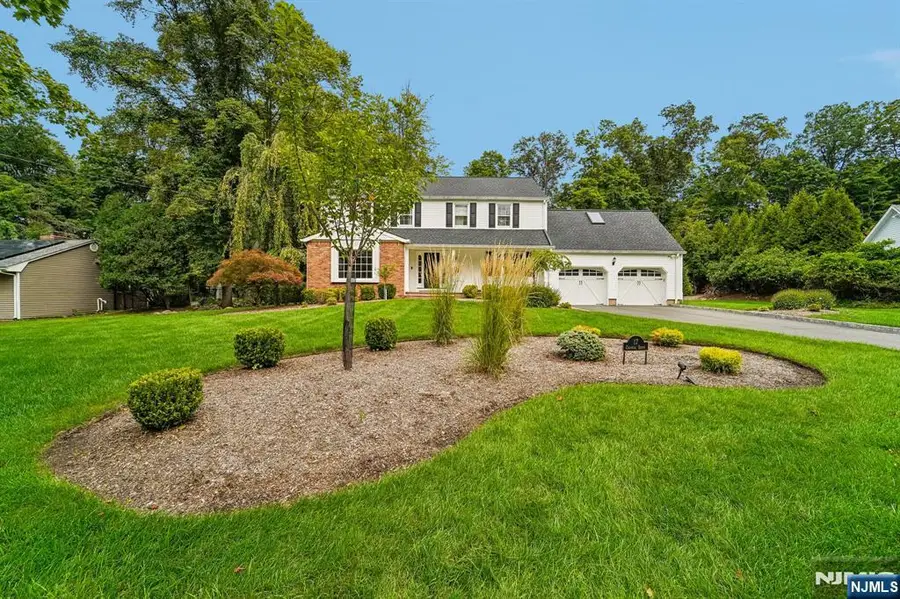 17 Colonial Drive, Allendale, NJ 07401 - #2