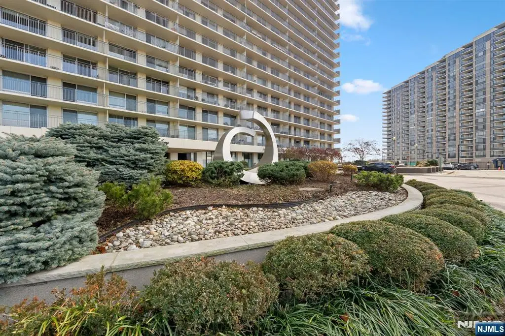 1530 Palisades Avenue 9G, Fort Lee, NJ 07024 - #1