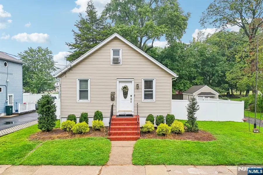 60 Palisade Avenue, Emerson, NJ 07630 - #2
