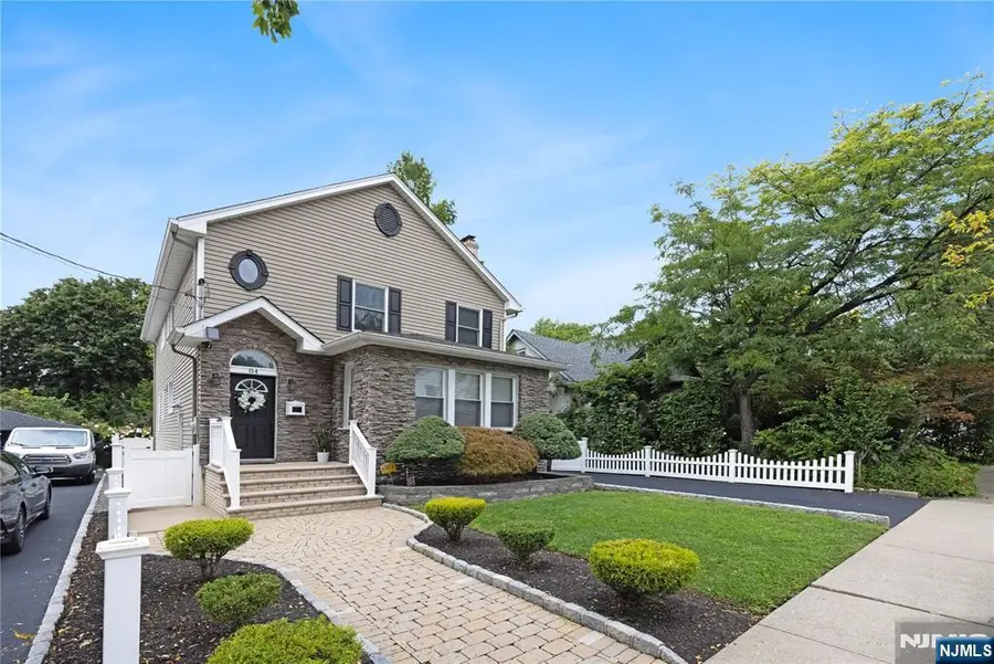 84 Vanderburgh Avenue, Rutherford, NJ 07070 - #3