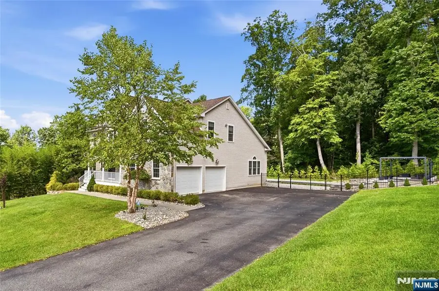 5 Jared Place, Mount Olive, NJ 07828 - #2