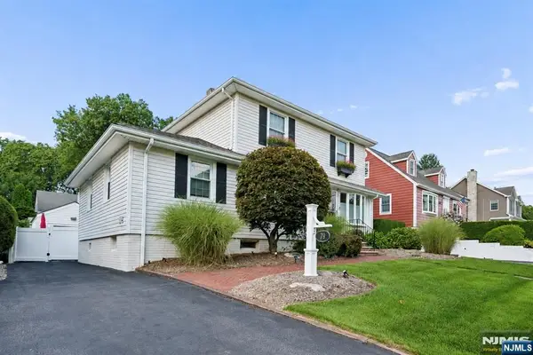 79 Bergen Avenue, Waldwick, NJ 07463