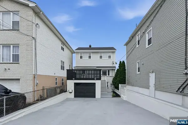 220 5th Street, Fairview, NJ 07022