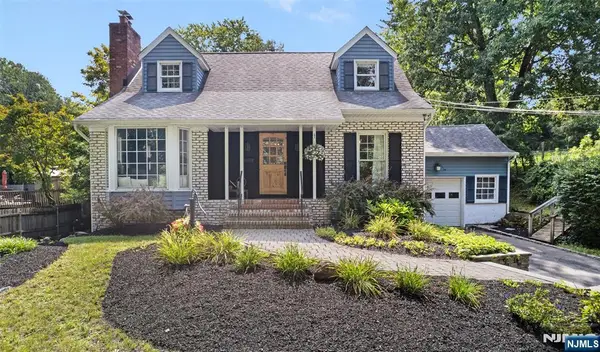 32 Foothill Drive, Lincoln Park Borough, NJ 07035