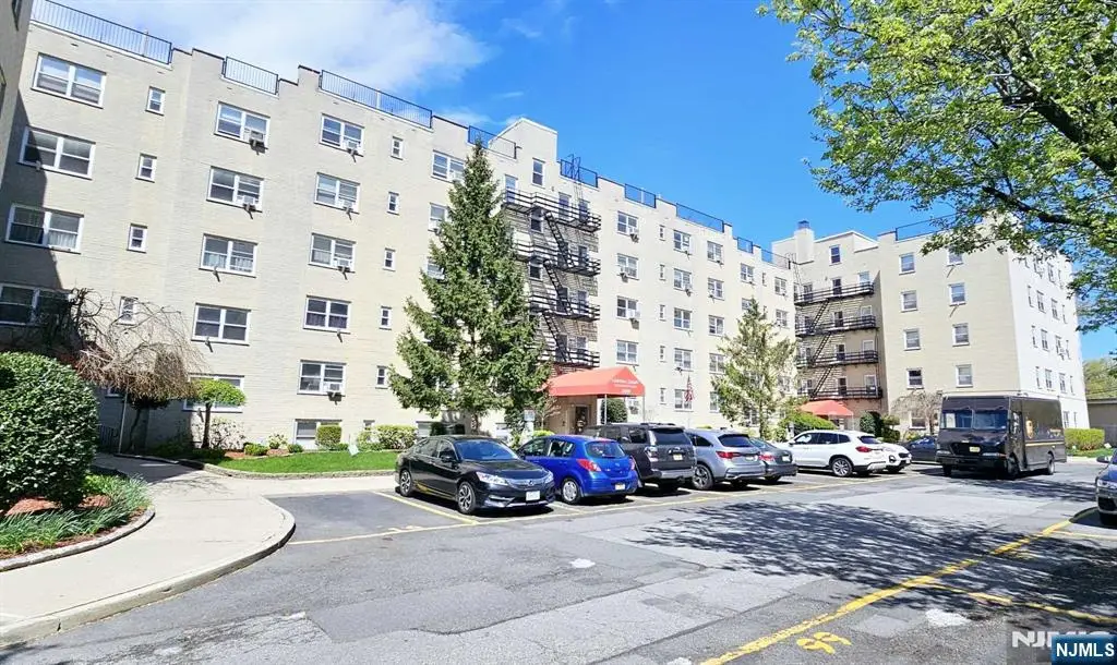 2205 Central Road D1, Fort Lee, NJ 07024 - #1