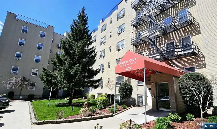 2205 Central Road D1, Fort Lee, NJ 07024 - #2