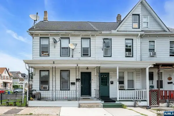 17 Railroad Avenue, Phillipsburg, NJ 08865