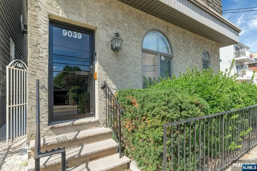 9039 Palisade Avenue 4, North Bergen, NJ 07047 - #2