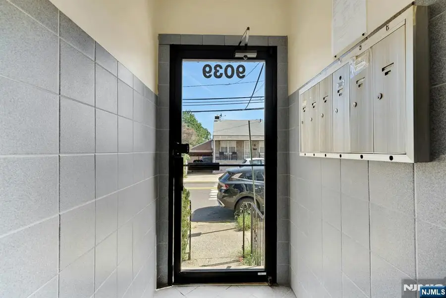 9039 Palisade Avenue 4, North Bergen, NJ 07047 - #3