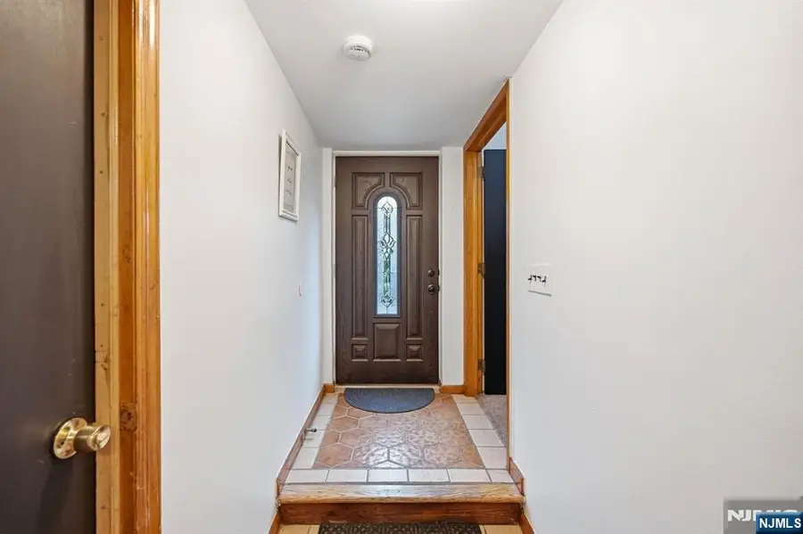 37 Hazelview Avenue, Clifton, NJ 07011 - #2