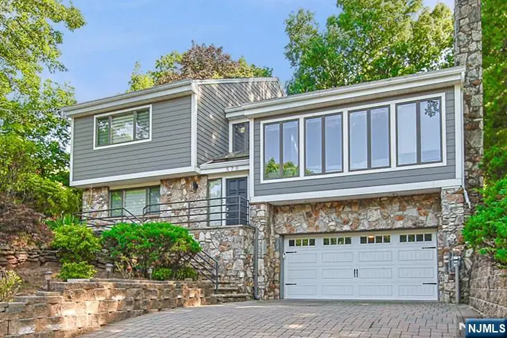 570 Grandview Terrace, Leonia, NJ 07605 - #2