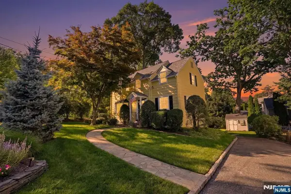94 Harrison Street, Verona, NJ 07044