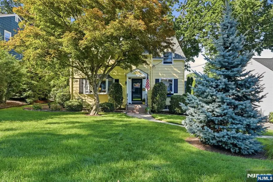 94 Harrison Street, Verona, NJ 07044 - #2