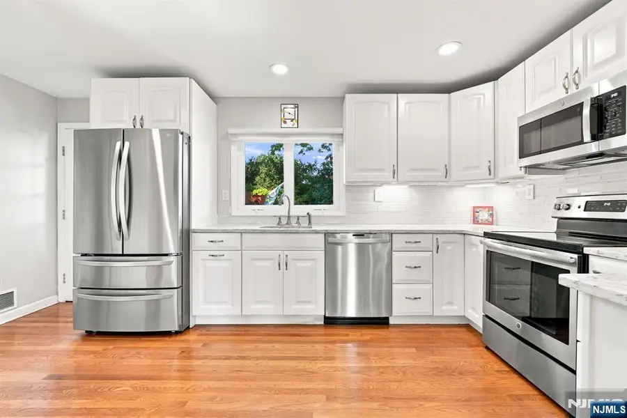 94 Harrison Street, Verona, NJ 07044 - #3