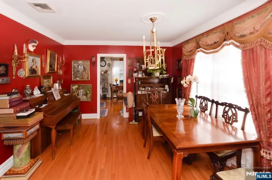 12-17 Roosevelt Place, Fair Lawn, NJ 07410 - #2