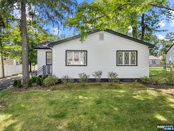 137 Myrtle Avenue, Allendale, NJ 07401