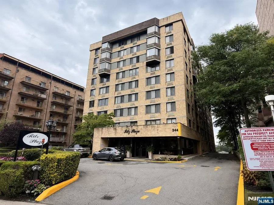 344 Prospect Avenue 4H, Hackensack, NJ 07601 - #3