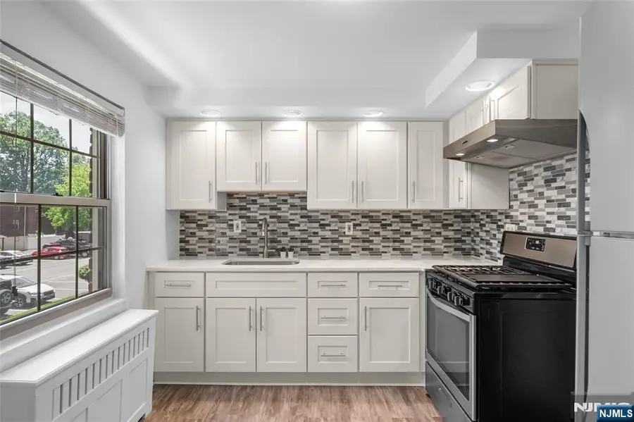 1244 Inwood Terrace B, Fort Lee, NJ 07024 - #2