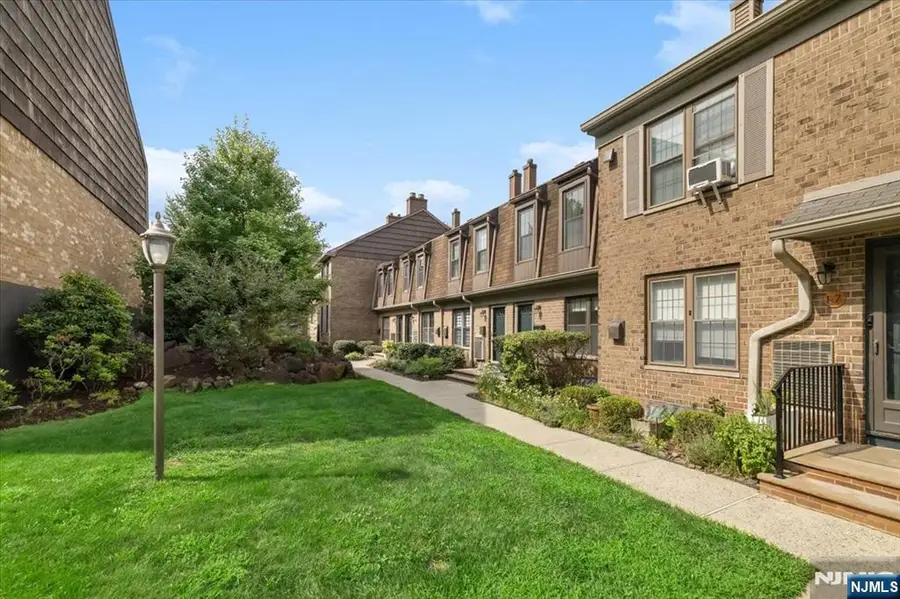 181 Long Hill 6, Little Falls, NJ 07424 - #3